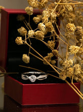 Load image into Gallery viewer, Genuine Silver Engagement Ring L149