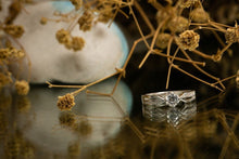 Load image into Gallery viewer, Genuine Silver Engagement Ring L149