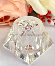Load image into Gallery viewer, Genuine Silver Engagement Ring P145