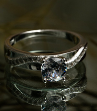 Load image into Gallery viewer, PREMIUM Genuine Silver Engagement Ring P104