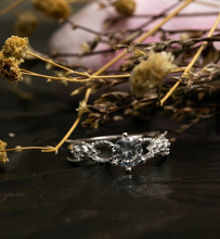 Load image into Gallery viewer, PREMIUM Genuine Silver Engagement Ring P201