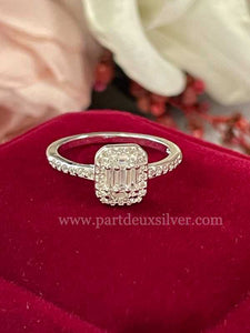 Genuine Silver Engagement Ring P089